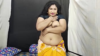 Ruby Aunty's chubby Indian body bounces on the floor while getting fingered and fucked